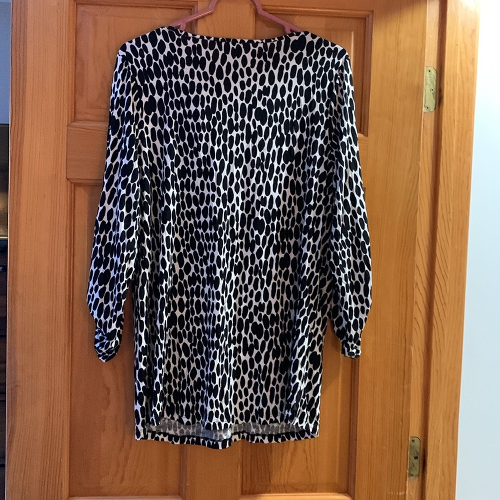 Ann Taylor Printed Tunic Blouse - Size L - Picture 5 of 5
